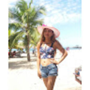 Meet your Posher, Lorena